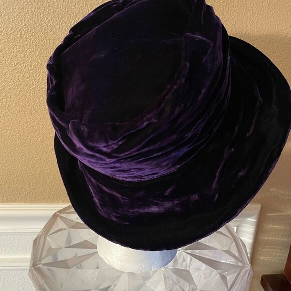SJ Maughan Of London Crushed Velvet Look Deep Purple Womens Bucket Hat Vintage main image 14